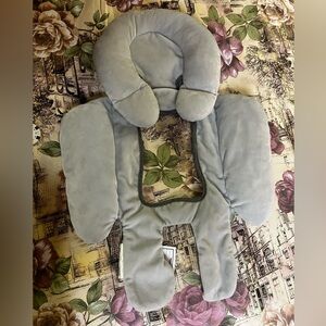 Reversable Gray Infant Car Seat Head Support